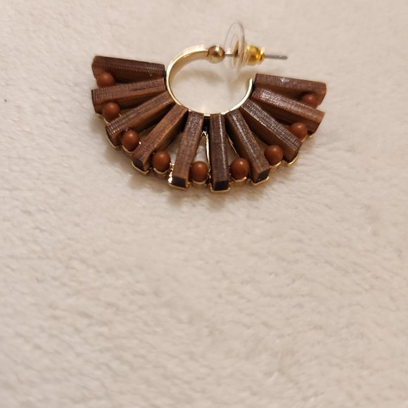 Brown Wood Slat/Bead Half Hoop Gold Tone Earrings - Picture 4 of 8